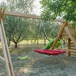 Vall Distria Pensjonat *